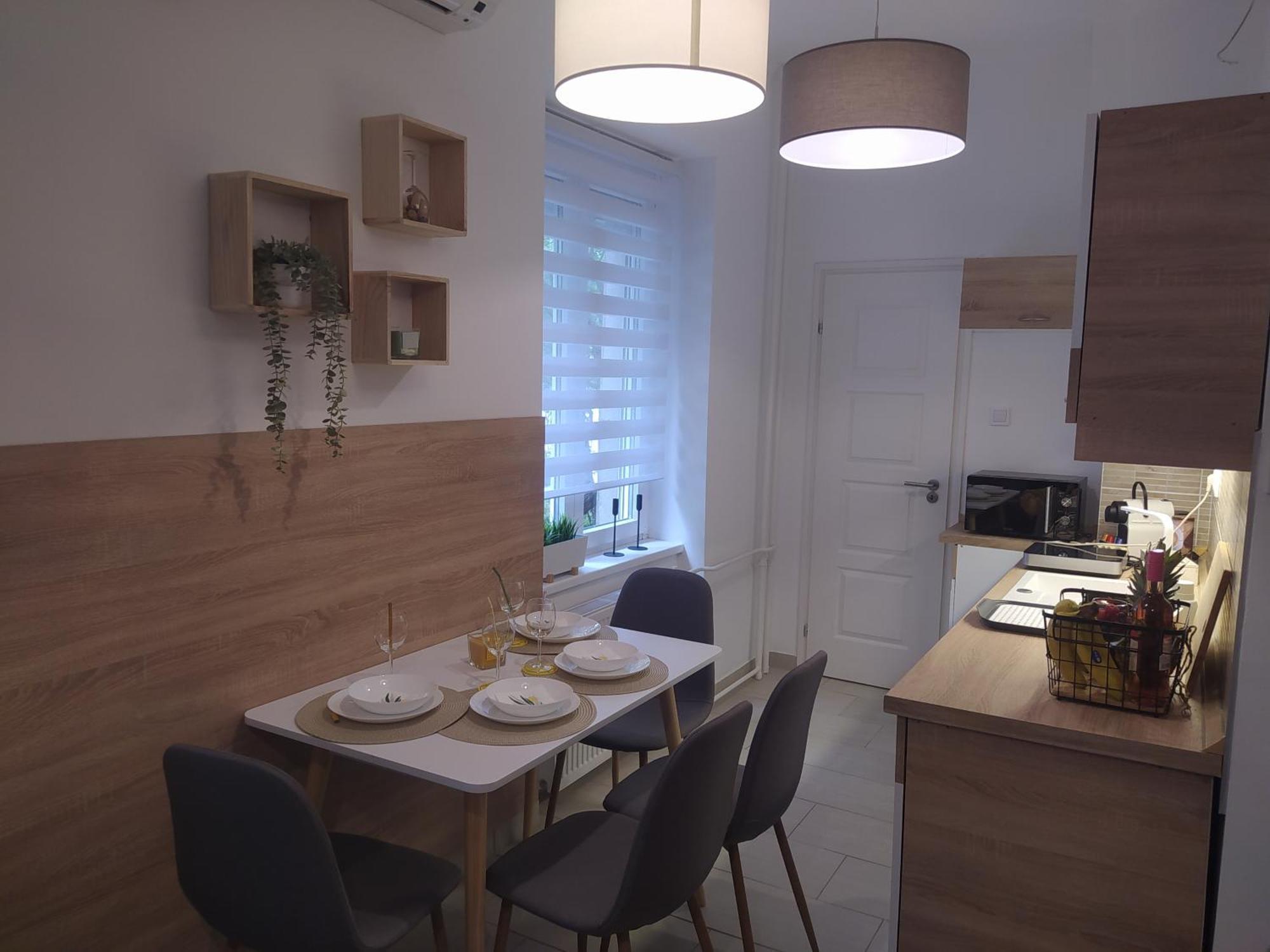Lady Mabel'S Apartment Near To Arena, Puskas Stadion And City Park, With Guarded Parking Place Budapest Exterior foto