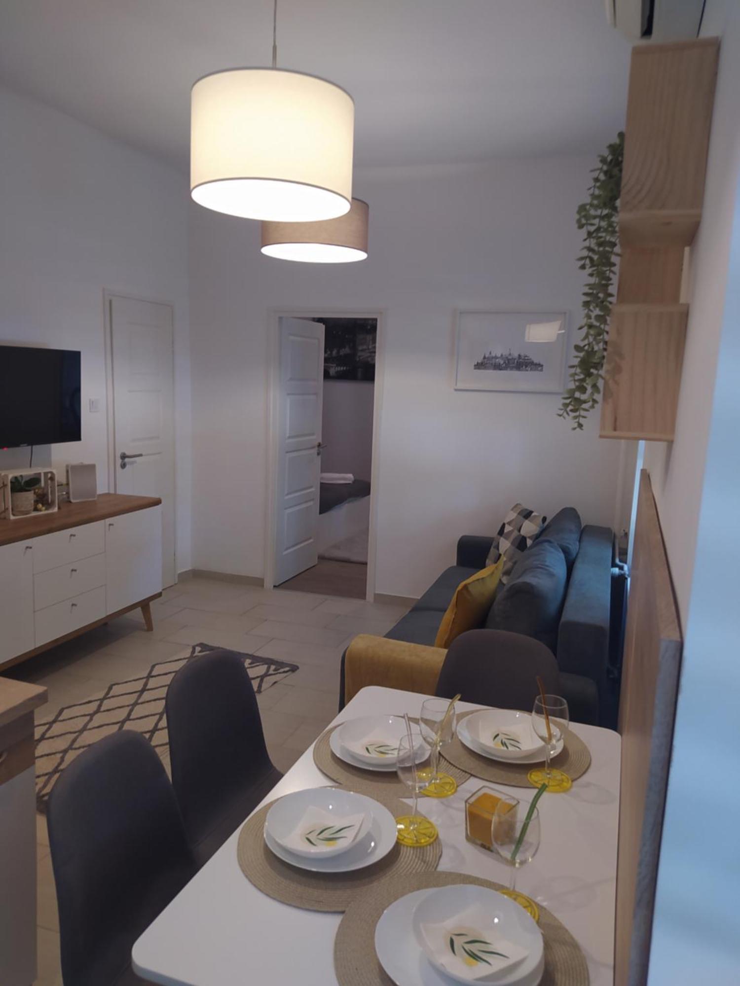 Lady Mabel'S Apartment Near To Arena, Puskas Stadion And City Park, With Guarded Parking Place Budapest Exterior foto